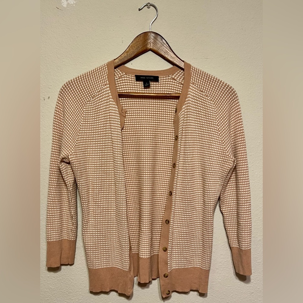 Ann Taylor Women’s Blush/White Patterned Cardigan- Size Small - Picture 2 of 5